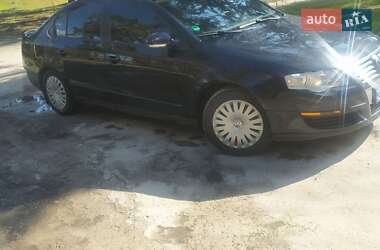 Седан Volkswagen Passat 2005 в 