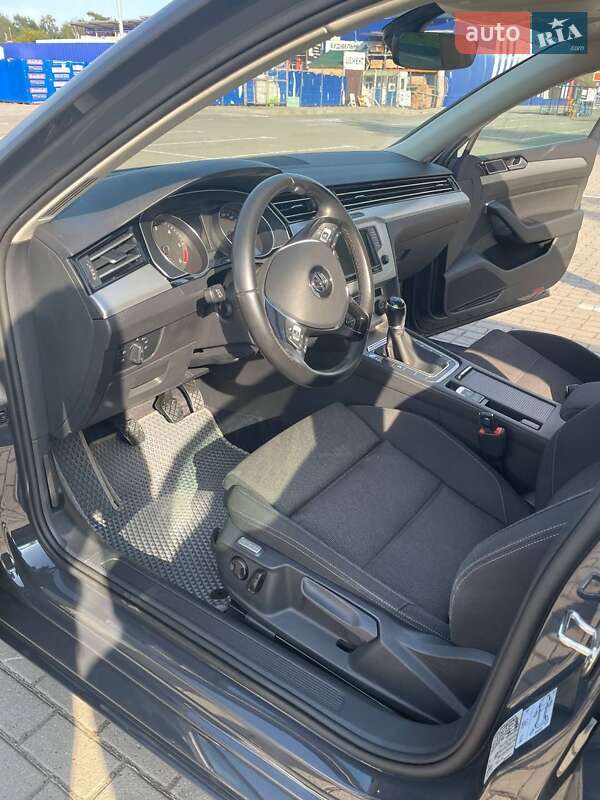 Универсал Volkswagen Passat 2016 в Коломые