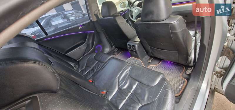 Седан Volkswagen Passat 2008 в Киеве