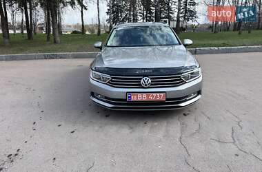 Універсал Volkswagen Passat 2014 в 