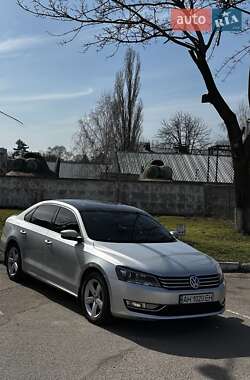 Седан Volkswagen Passat 2012 в 