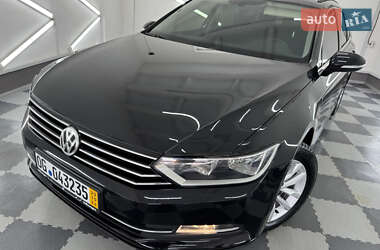 Универсал Volkswagen Passat 2015 в 