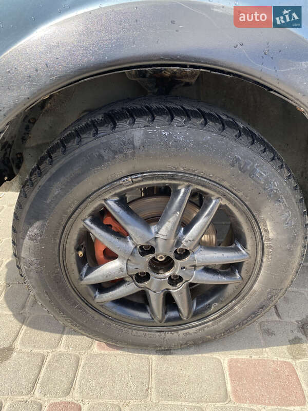 Седан Volkswagen Passat 1988 в Городке
