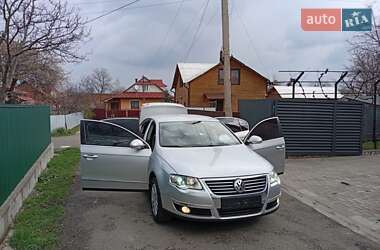 Седан Volkswagen Passat 2005 в 