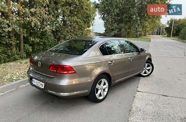 Седан Volkswagen Passat 2011 в 