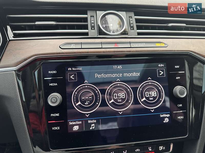 Седан Volkswagen Passat 2018 в Виннице