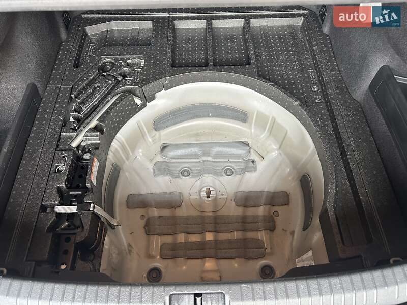 Седан Volkswagen Passat 2018 в Виннице