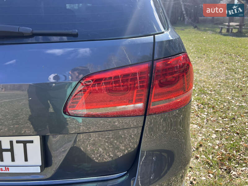 Універсал Volkswagen Passat 2011 в Любомлі