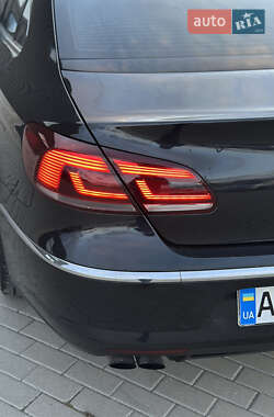 Седан Volkswagen Passat 2012 в 
