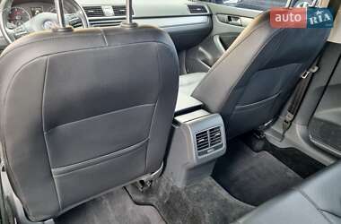 Седан Volkswagen Passat 2015 в 