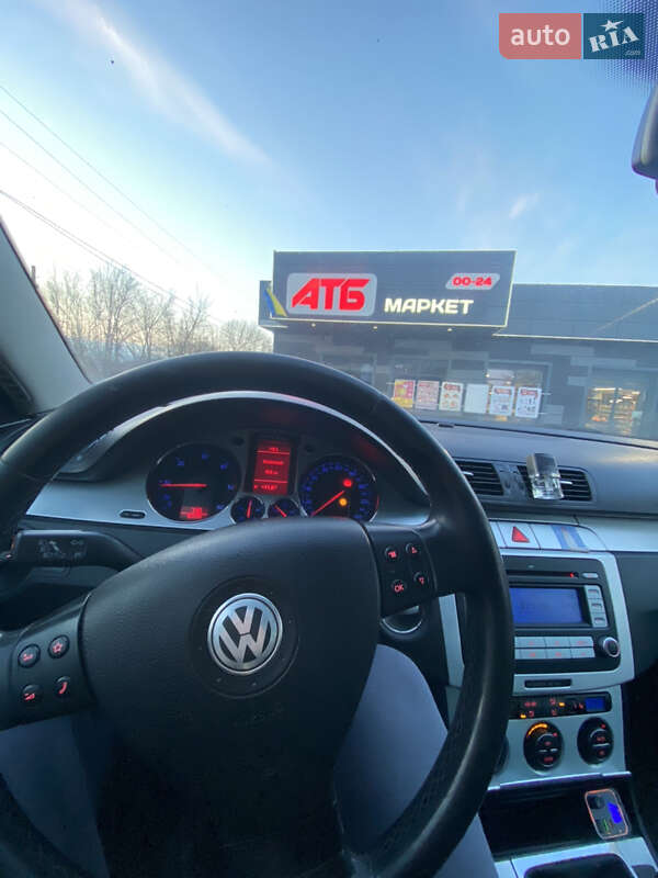 Универсал Volkswagen Passat 2007 в Борщеве