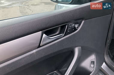 Седан Volkswagen Passat 2014 в 