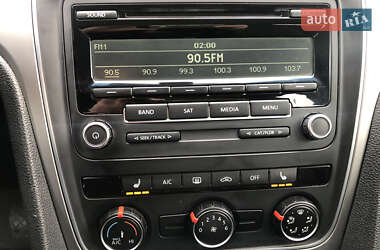Седан Volkswagen Passat 2014 в 
