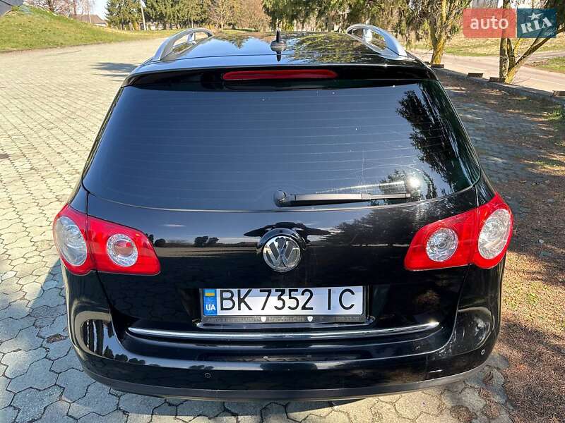 Универсал Volkswagen Passat 2010 в Дубно