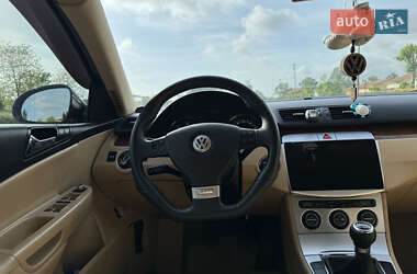 Седан Volkswagen Passat 2007 в  фото 21 Седан Volkswagen Passat 2007 в