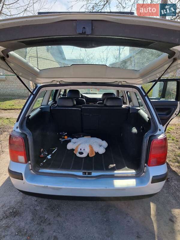 Універсал Volkswagen Passat 1999 в Переяславі