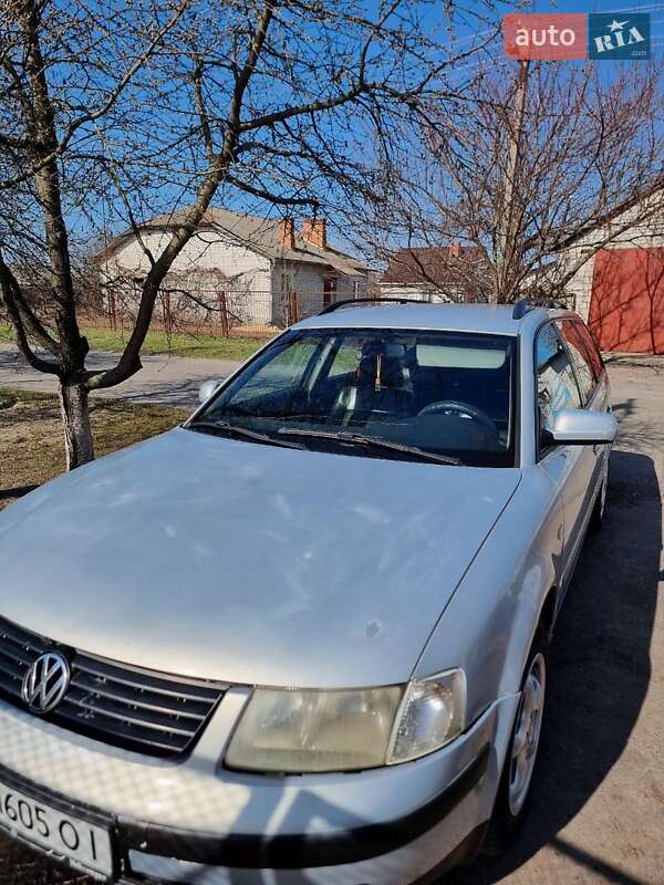 Універсал Volkswagen Passat 1999 в Переяславі