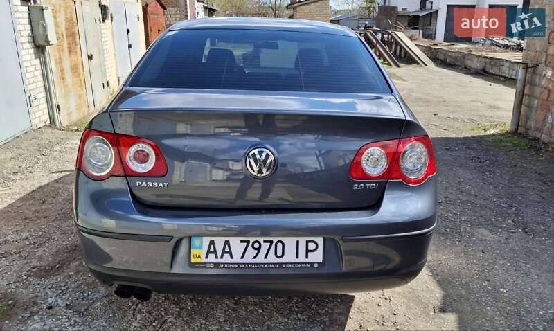 Седан Volkswagen Passat 2010 в Киеве