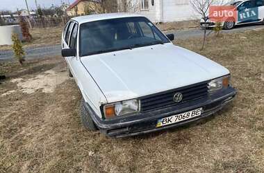 Универсал Volkswagen Passat 1985 в 