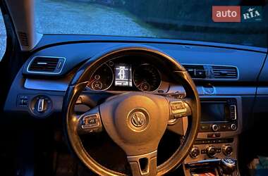 Седан Volkswagen Passat 2012 в 