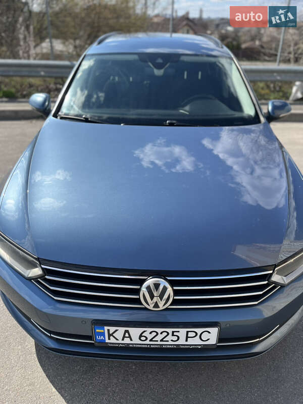 Универсал Volkswagen Passat 2014 в Киеве