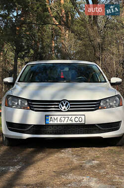 Седан Volkswagen Passat 2014 в 