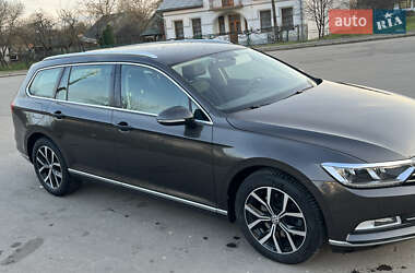 Универсал Volkswagen Passat 2017 в 