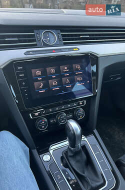 Универсал Volkswagen Passat 2017 в 