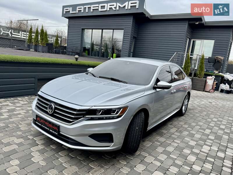Седан Volkswagen Passat 2020 в Киеве