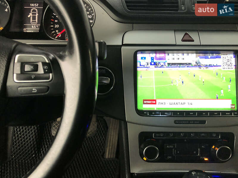 Седан Volkswagen Passat 2010 в Шептицькому