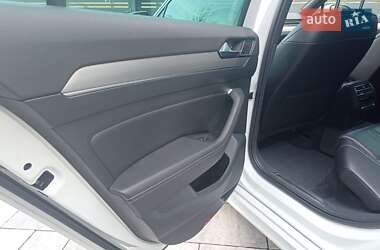 Універсал Volkswagen Passat 2018 в 