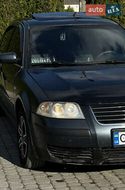 Седан Volkswagen Passat 2001 в 