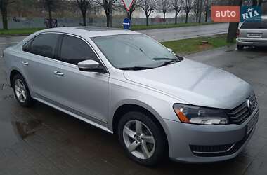 Седан Volkswagen Passat 2013 в 