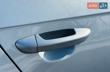 Универсал Volkswagen Passat 2012 в 