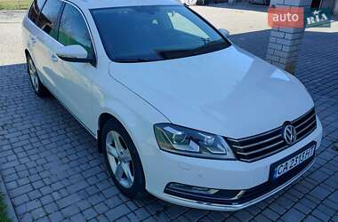 Універсал Volkswagen Passat 2013 в 