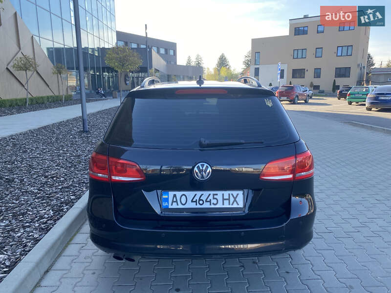 Універсал Volkswagen Passat 2013 в Мукачевому