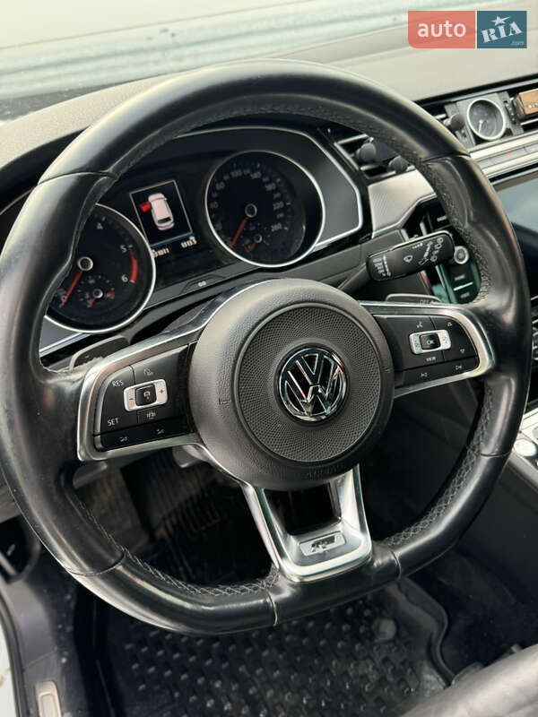Універсал Volkswagen Passat 2019 в Києві