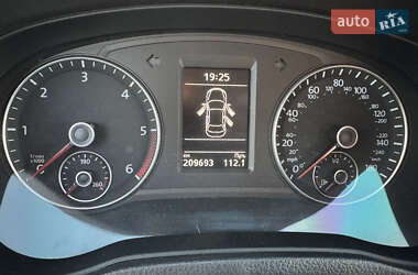 Седан Volkswagen Passat 2014 в 