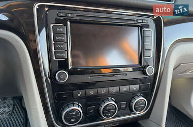 Седан Volkswagen Passat 2014 в 