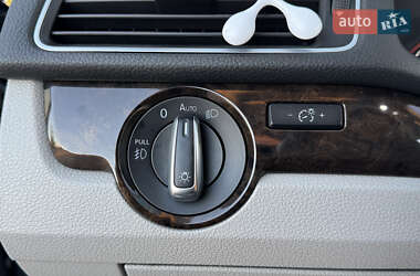 Седан Volkswagen Passat 2014 в 