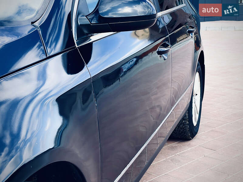 Седан Volkswagen Passat 2010 в Нетешине