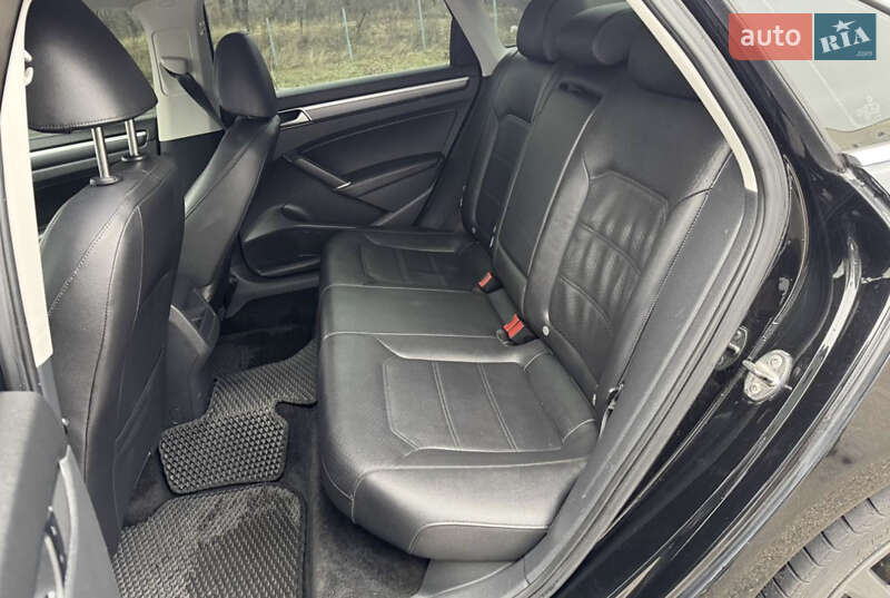 Седан Volkswagen Passat 2016 в Києві фото 8 Седан Volkswagen Passat 2016 в Києві