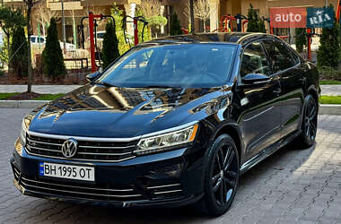 Седан Volkswagen Passat 2017 в 