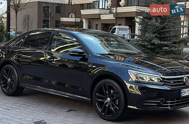 Седан Volkswagen Passat 2017 в 