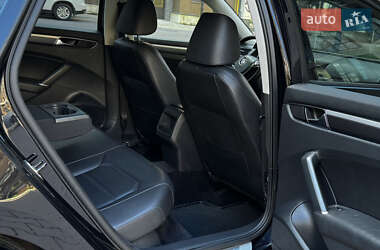 Седан Volkswagen Passat 2017 в 
