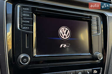 Седан Volkswagen Passat 2017 в 