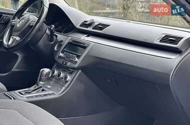 Универсал Volkswagen Passat 2013 в 