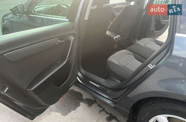 Универсал Volkswagen Passat 2011 в 