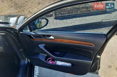 Седан Volkswagen Passat 2018 в 