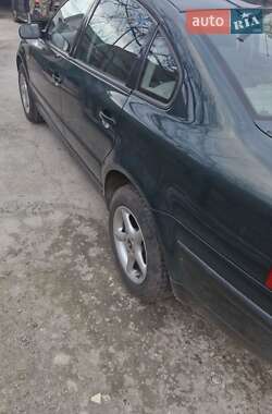 Седан Volkswagen Passat 1997 в 